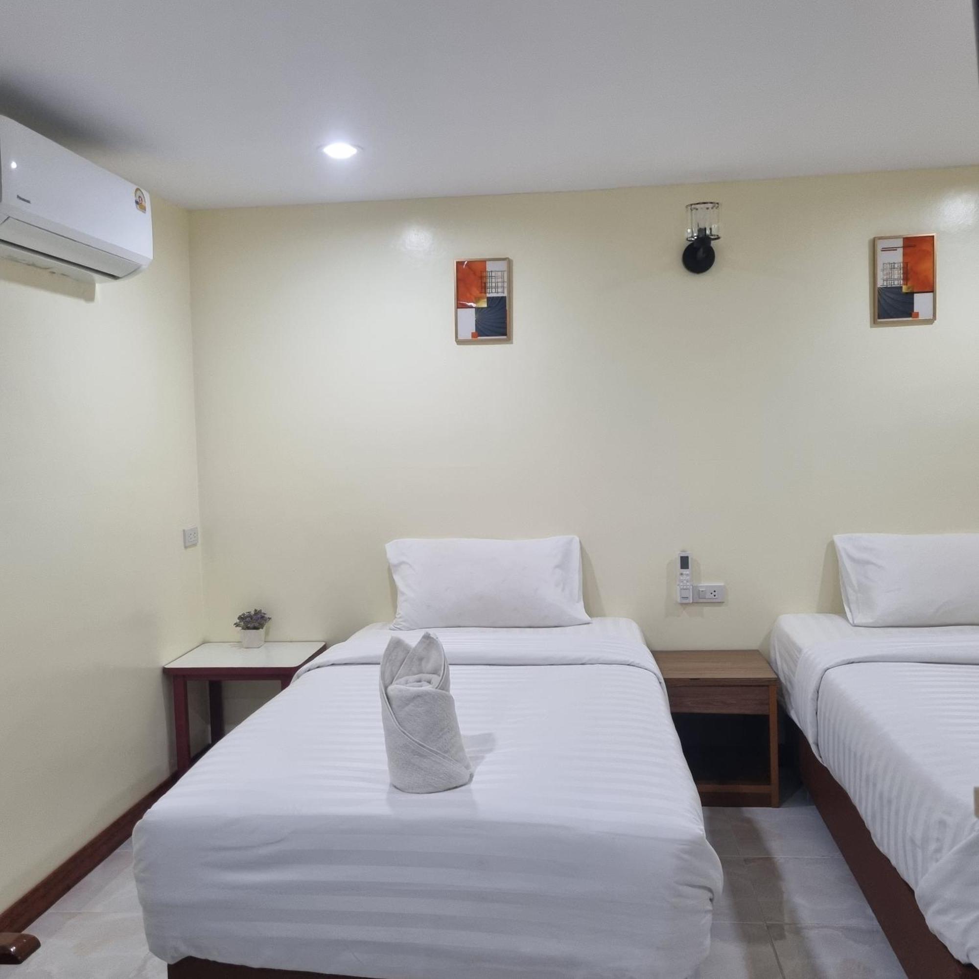 Haad Somboon House Hotel Bangszaphan Szoba fotó